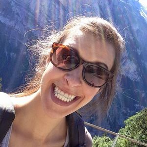 Meet your Posher, Daniella